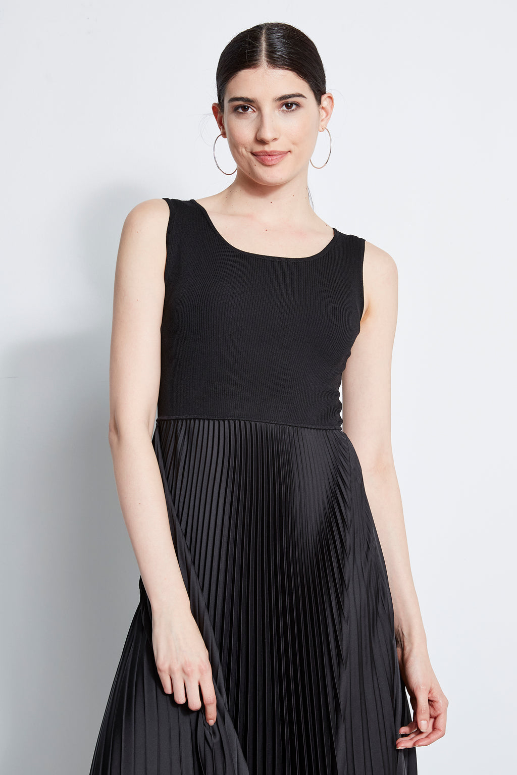 Women Pleated Midi Dress Noir | Elie Tahari