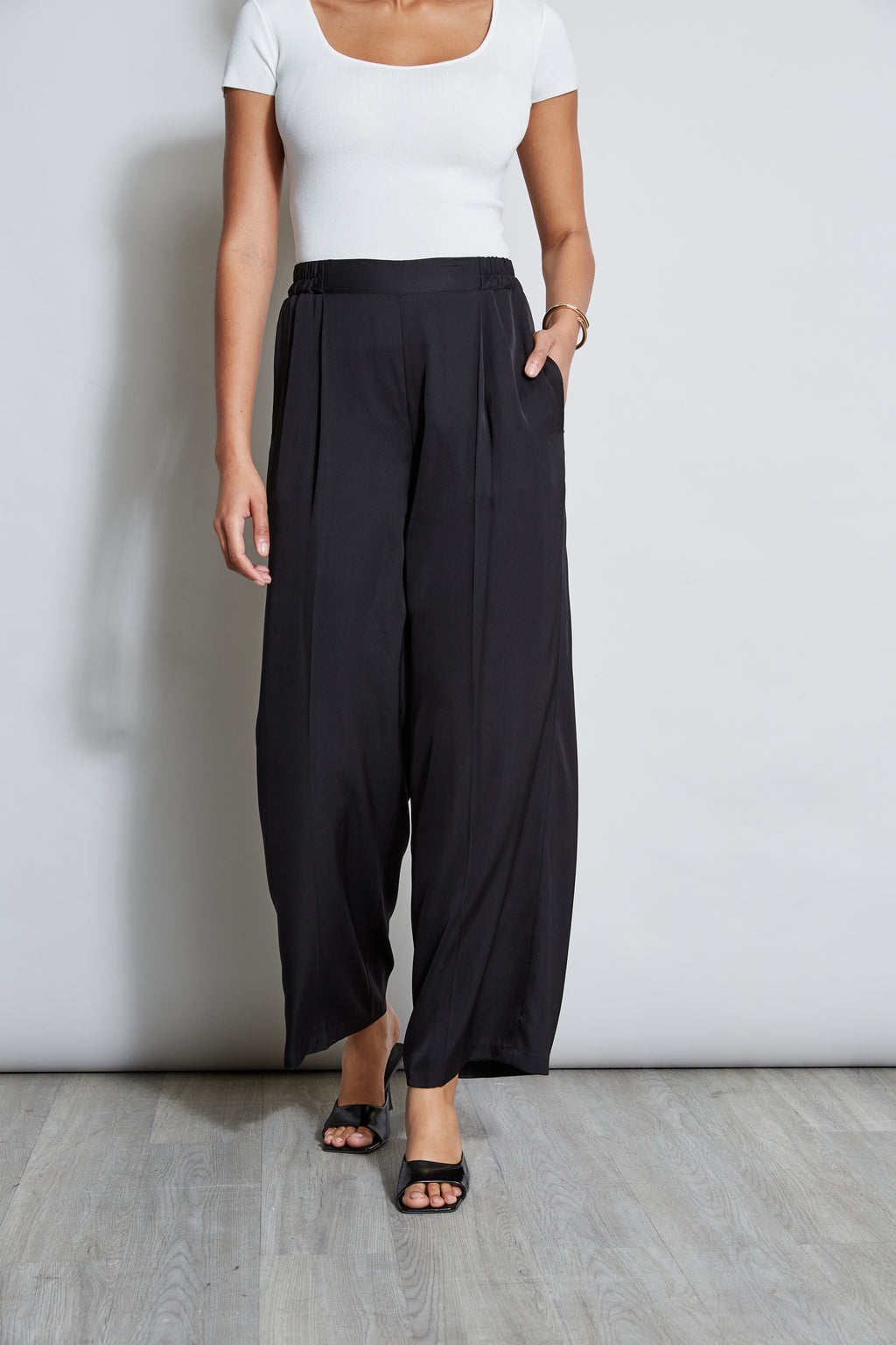 Women Pleated Silk Pant Noir | Elie Tahari