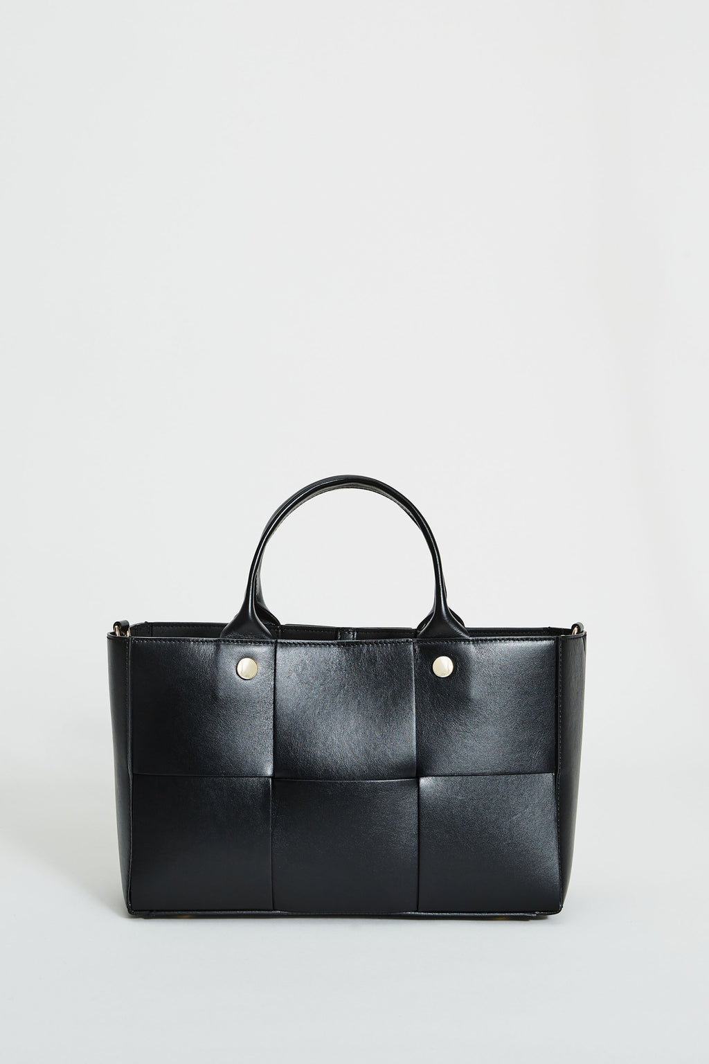 Women Leather Weave Handbag Black | Elie Tahari