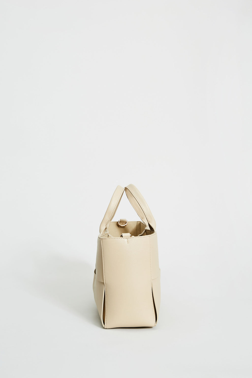 Women Leather Weave Handbag Oyster | Elie Tahari