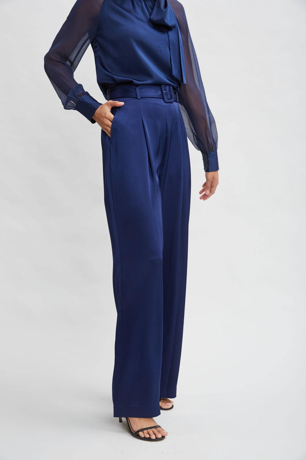 Women Belted Satin Pleated Pant Midnight | Elie Tahari
