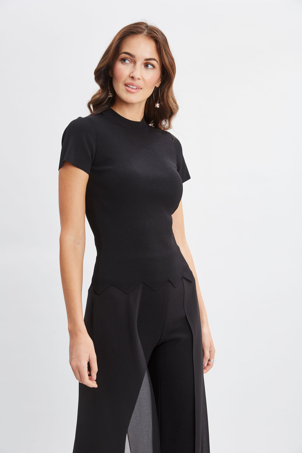 Women Short Sleeve Scallop Sweater Black | Elie Tahari