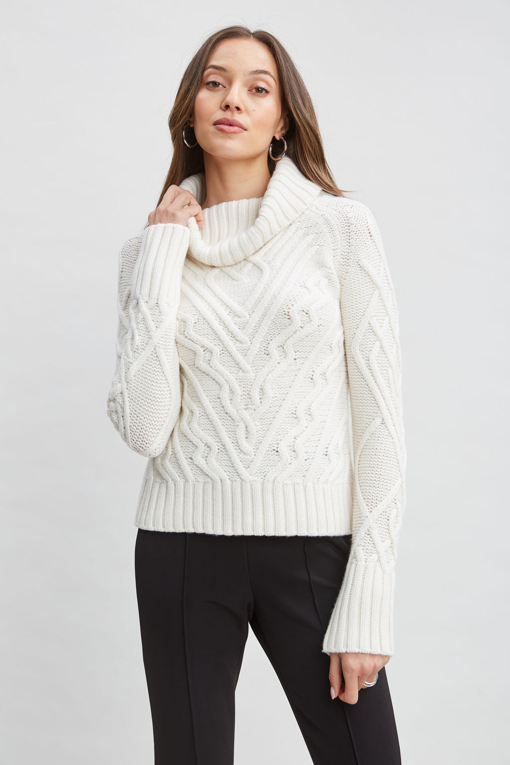 Women Texture Turtleneck Wool Sweater  | Elie Tahari