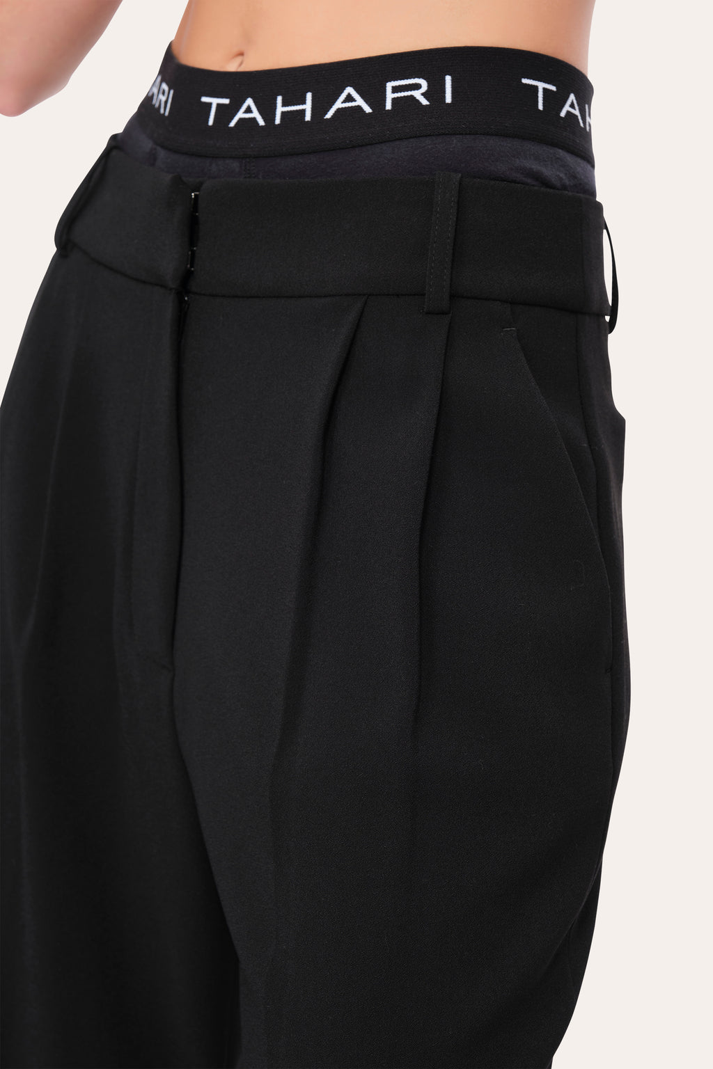 Women Crepe Pleated Pant  | Elie Tahari