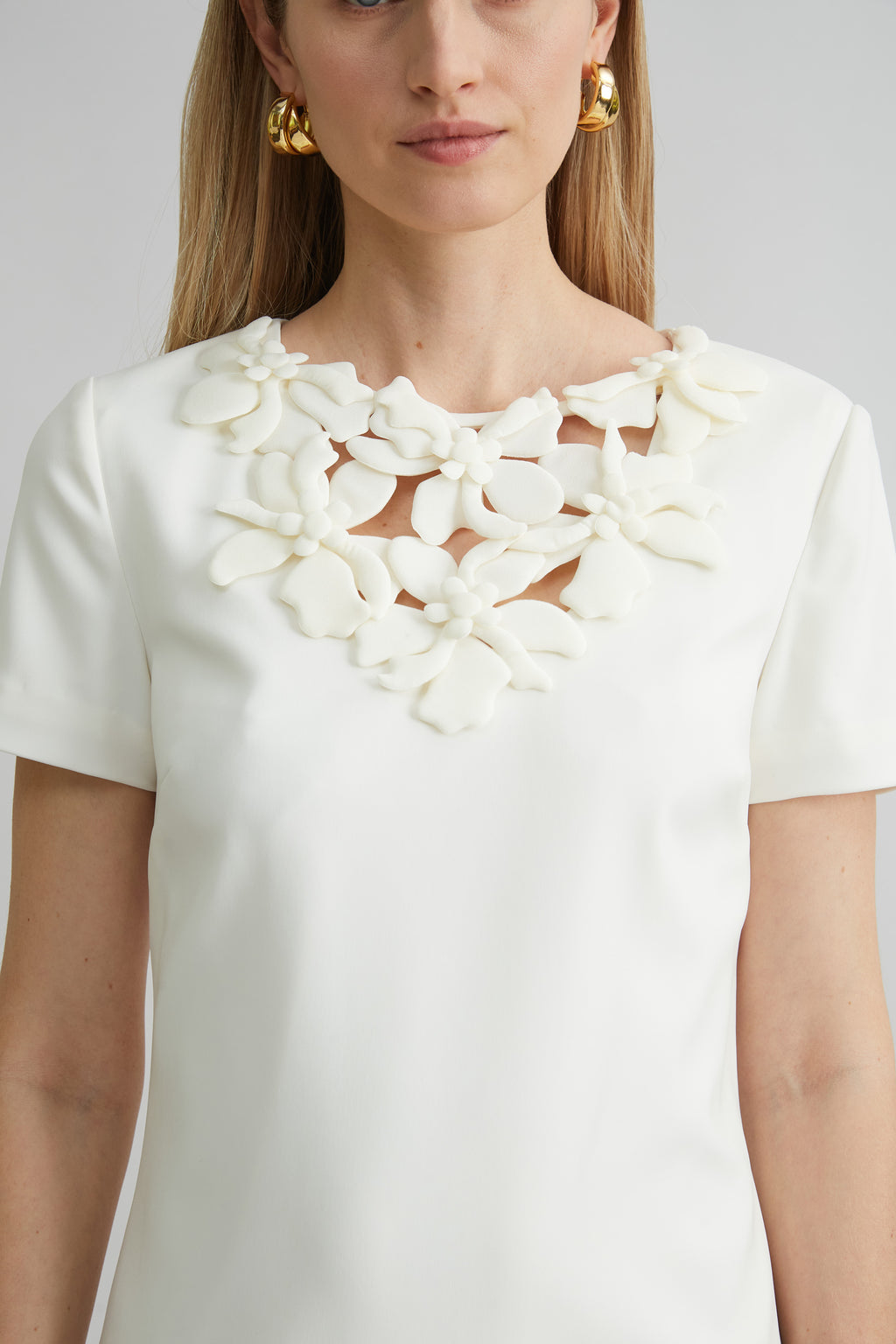 Women Short Sleeve Flower Applique Dress Foam | Elie Tahari