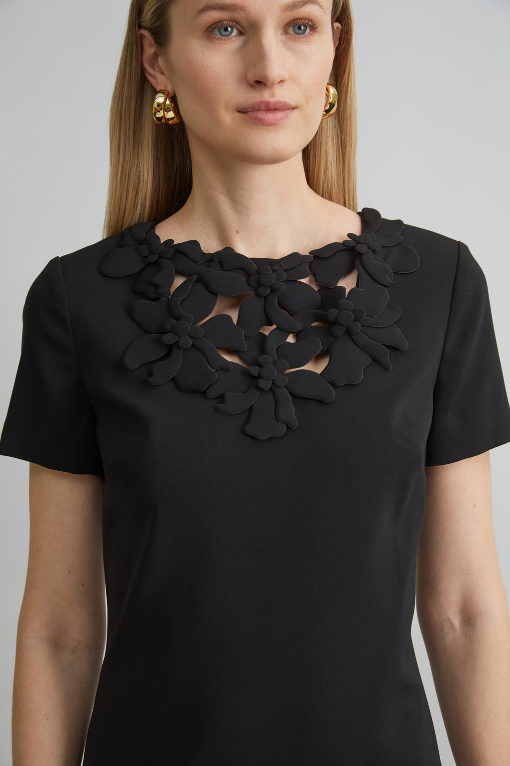 Women Short Sleeve Flower Applique Dress Black | Elie Tahari
