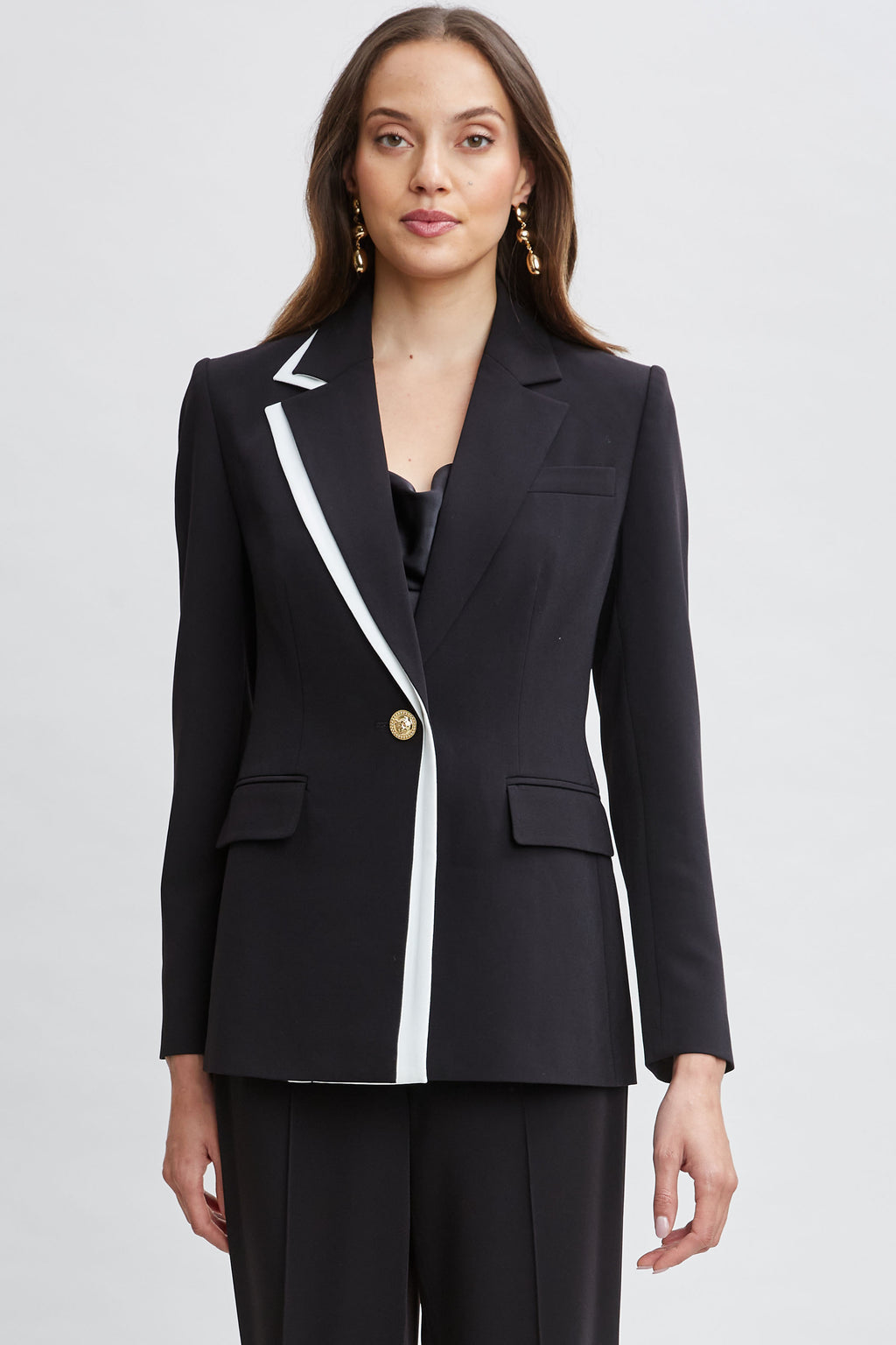 Women Contrast Trim Blazer  | Elie Tahari