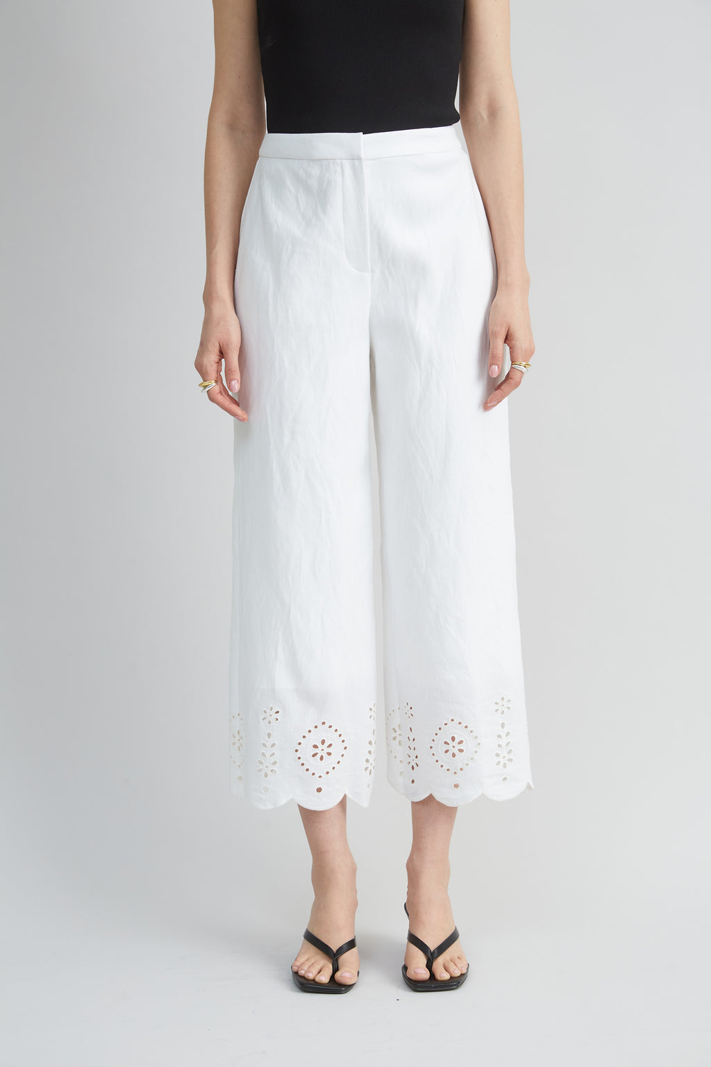 Women Linen Scallop Hem Pant  | Elie Tahari
