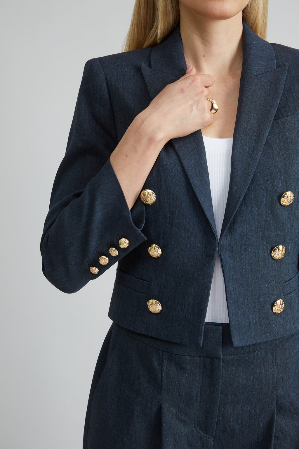 Women Cropped Linen Jacket  | Elie Tahari