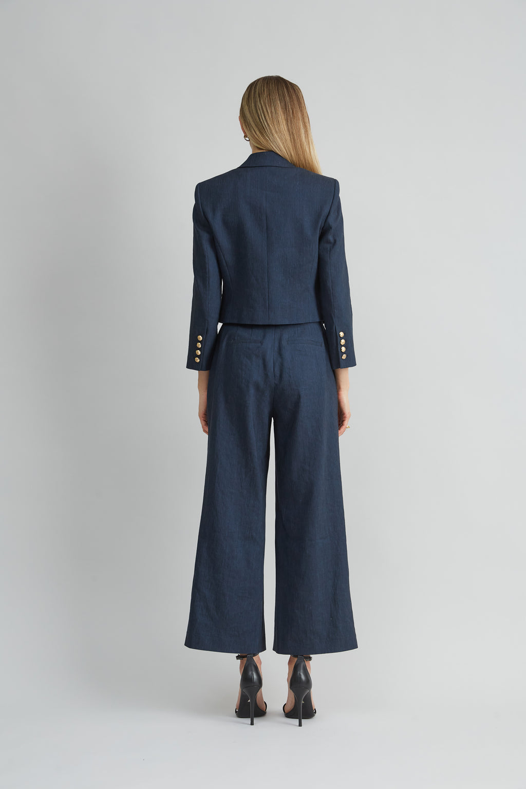 Women Cropped Linen Jacket  | Elie Tahari