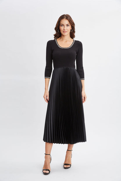Women Contrast Trim Pleated Dress Noir | Elie Tahari
